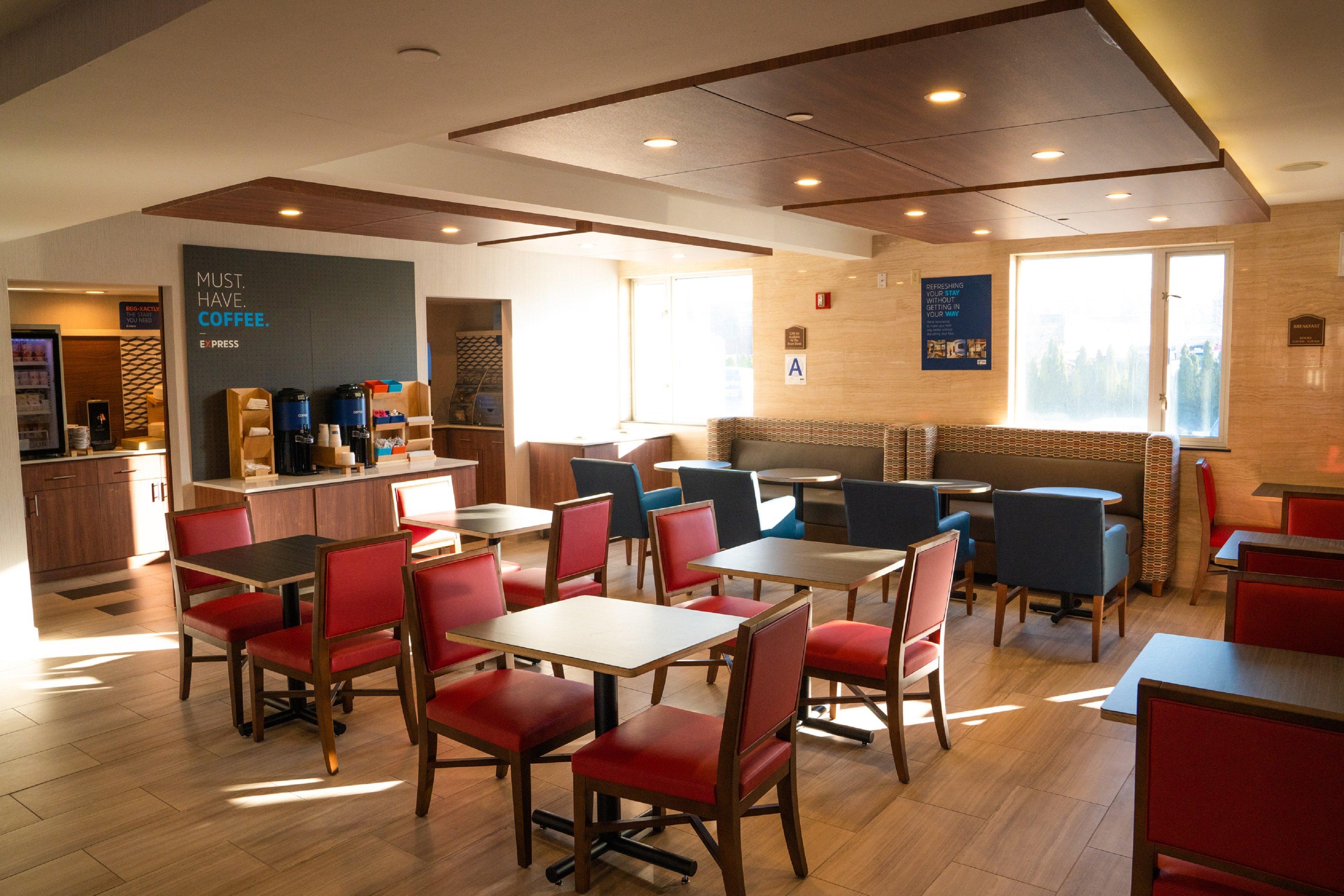 Holiday Inn Express Maspeth By Ihg New York City Exterior photo